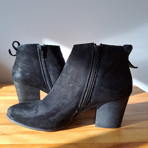 Steve Madden Jaydun Leather Suede Pointed Toe Black Bootie US size 9 - Picture 4 of 7